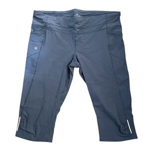 Athleta Dobby be Free Knickers Blue Capri Leggings